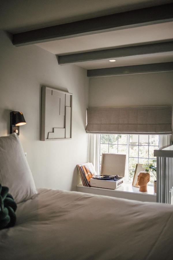 Finch Boutique Hotel, Downtown ديفينتر المظهر الخارجي الصورة